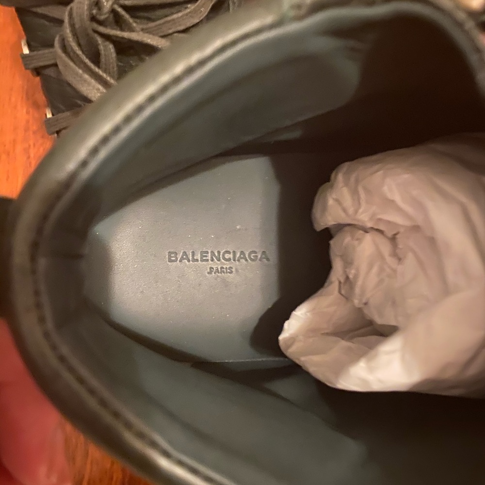Balenciaga Men’s Leather Sneakers - Picture 10 of 13